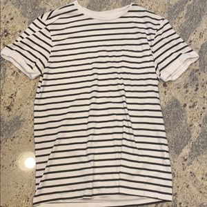 Men’s short sleeve stripped t-shirt